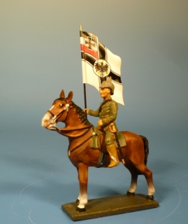 Fahnentrger zu Pferd mit Reichskriegsfahne