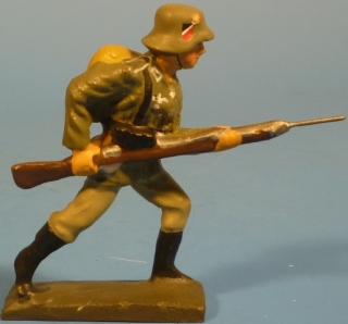 Sturmsoldat mit Gewehr