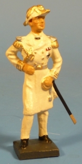 Admiral stehend
