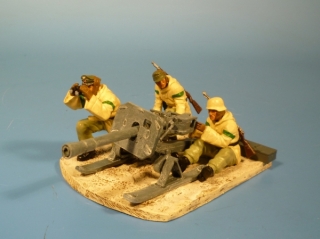 Panzerb�chse P�ppchen in Feuerstellung
