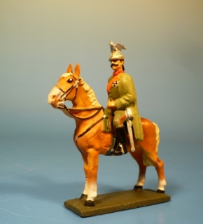 Kaiser Wilhelm der II zu Pferd in Uniform mit Umhang