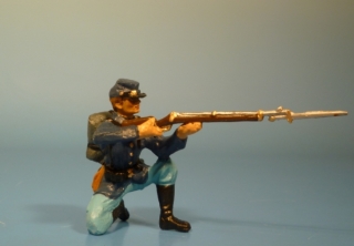 Unions Soldat kniend schie�end