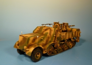 Schwerer FAMO Zugkraftwagen 18 t (Sd. Kfz. 9) Panzerjger mit 8,8 cm Flak