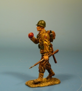 US GI mit M1 Garand vorgehend