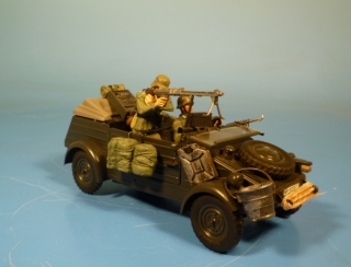 VW Typ 82 Kbelwagen mit MG im Gefecht