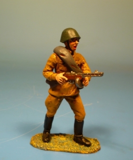 Rote Armee Soldat schie�end mit PPSh-41