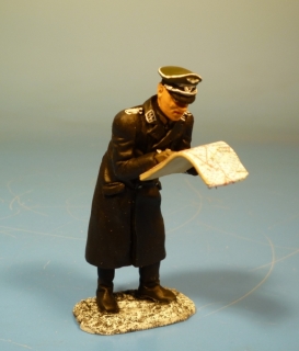 Waffen-SS Offizier im Mantel