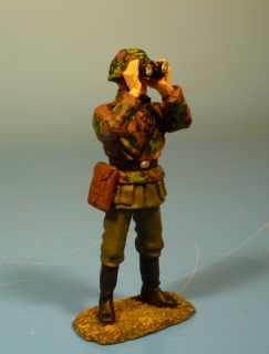 Waffen-SS Eichentarn Sommer Unteroffizier mit Fernglas